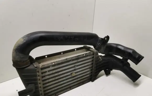 Opel Zafira A Intercooler radiator 24436438