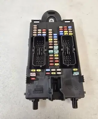Volvo XC60 Fuse module 31682732