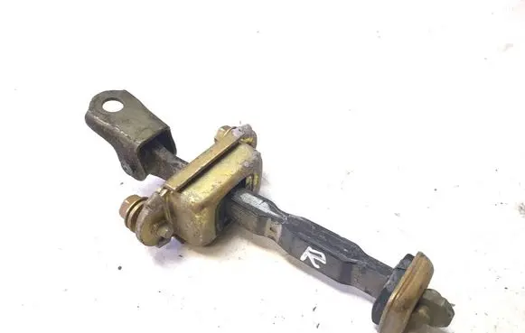 Nissan Primera Front door lock loop/hook striker 