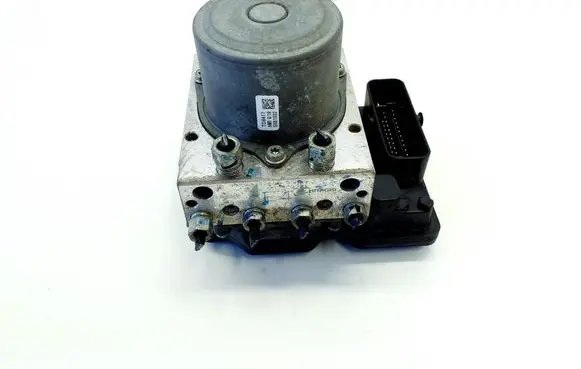 Nissan Leaf II (ZE1) ABS Pump 476605SH5C TD8417