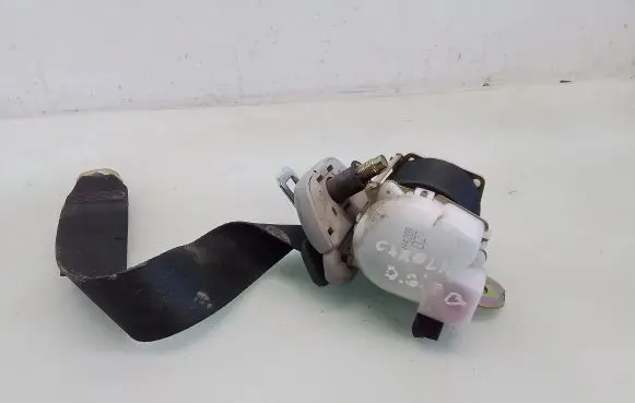 Toyota Corolla Verso E121 Third row seat belt N4209