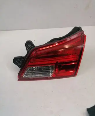 Subaru Legacy Tailgate rear/tail lights
