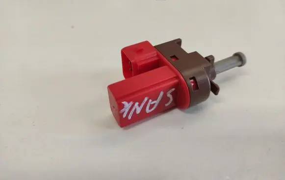 Clutch pedal sensor