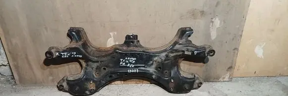 Toyota Corolla Verso AR10 Front subframe