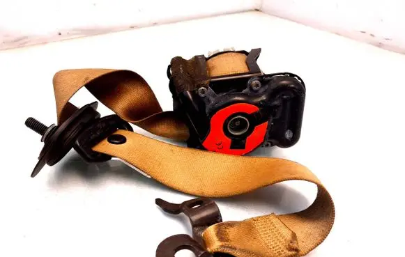 BMW X3 F25 Front seatbelt 3066322 306961499J38 0717G4M19M