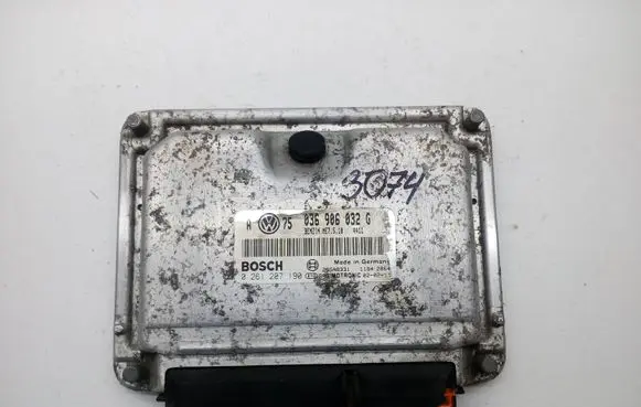 Volkswagen Golf IV Engine control unit/module 036906027AB 0261207190