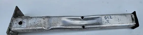 Peugeot RCZ Front bumper foam support bar D286102