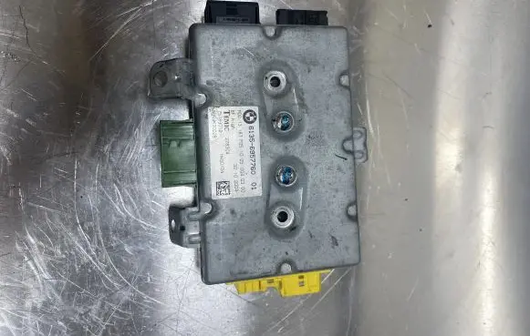 BMW 5 E60 E61 Door control unit/module 6957760