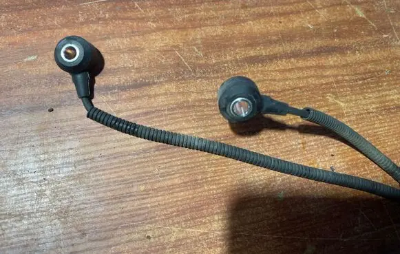 Detonation knock sensor