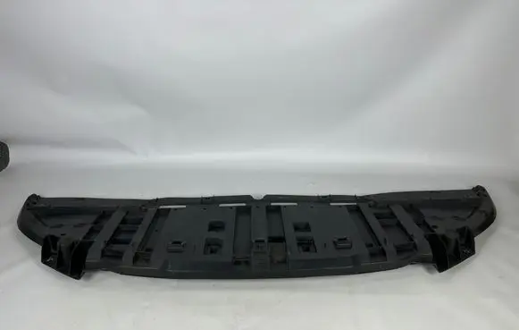Renault Captur Front bumper skid plate/under tray 620920067R