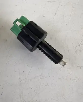Peugeot 4007 Brake pedal sensor switch