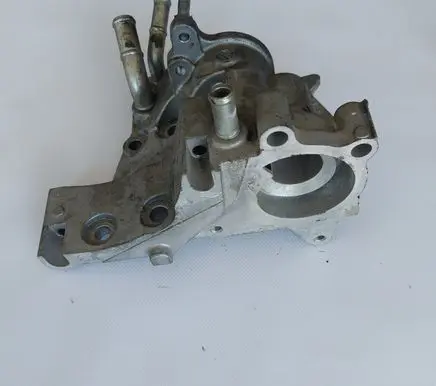 Nissan Qashqai Thermostat housing 