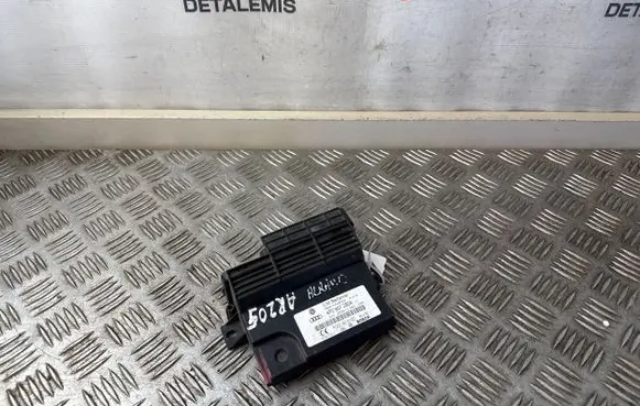 Audi A6 S6 C6 4F Power management control unit 4F0907280C