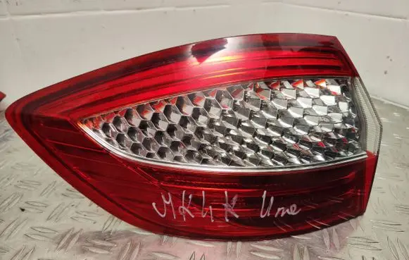 Ford Mondeo MK IV Rear/tail lights 7S7113405B