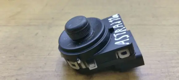 Opel Astra J Wing mirror switch 13271827