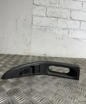 Audi A3 S3 8L Electric window control switch 8L3867171