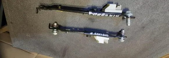 KIA Ceed Seat belt adjustment rail 
