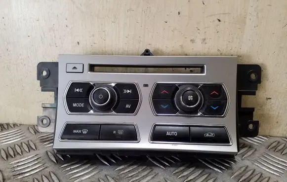 Jaguar XF X250 Climate control unit CX2318C858DD
