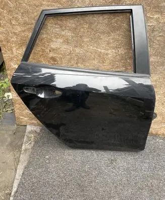 Mazda 3 II Rear door