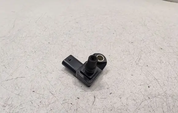 BMW 5 F10 F11 Air pressure sensor 7804742 13627804742