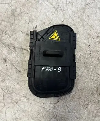Headlight/headlamp dust cover