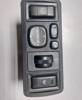 Wing mirror switch