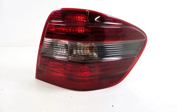 Mercedes-Benz ML W164 Rear/tail lights A1649061200