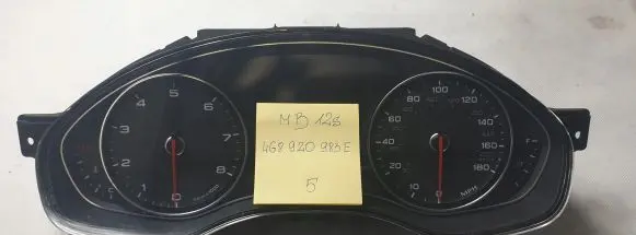 Audi A6 S6 C6 4F Speedometer (instrument cluster) 4G8920983E