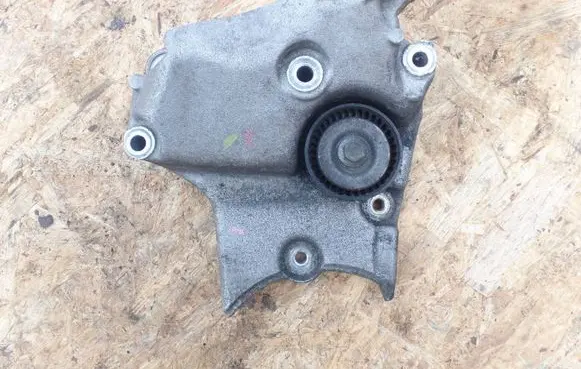Opel Insignia A Engine mounting bracket 55566020