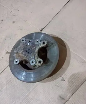 Peugeot 3008 I Rear wheel hub