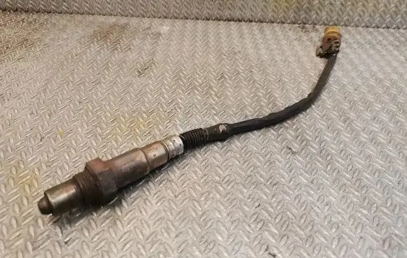 Mercedes-Benz C W203 Lambda probe sensor 0015404817