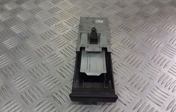Nissan Almera N16 Car ashtray
