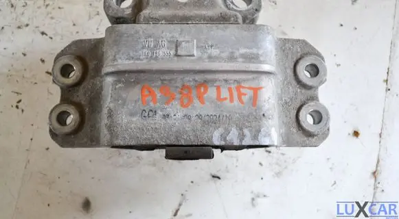 Audi A3 S3 8P Engine mount bracket 1K0199555M