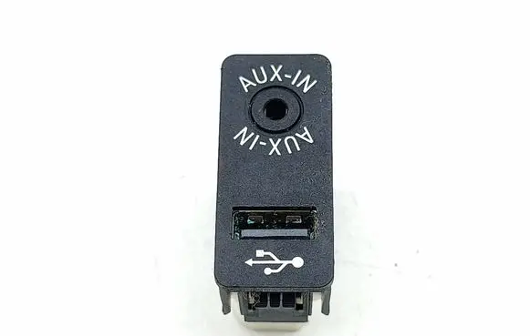 Mini Cooper Countryman R60 AUX in-socket connector 9229246