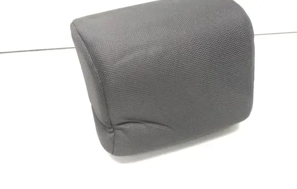 Nissan Qashqai+2 Rear seat headrest 