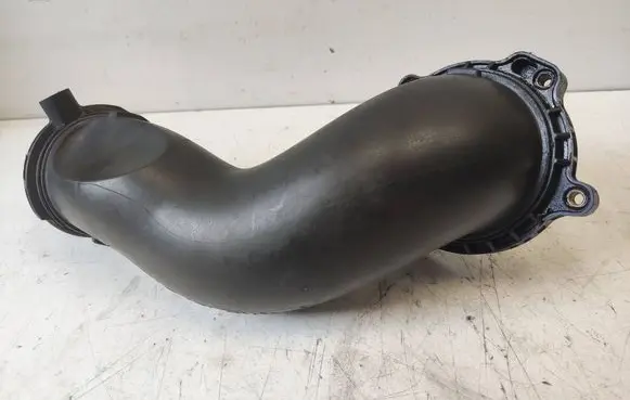 Mercedes-Benz C AMG W205 Air intake hose/pipe A6510903442 12708B 13794A