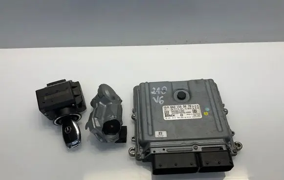 Mercedes-Benz CLS C219 Engine ECU kit and lock set A6421509078 18551009 3283228881016203