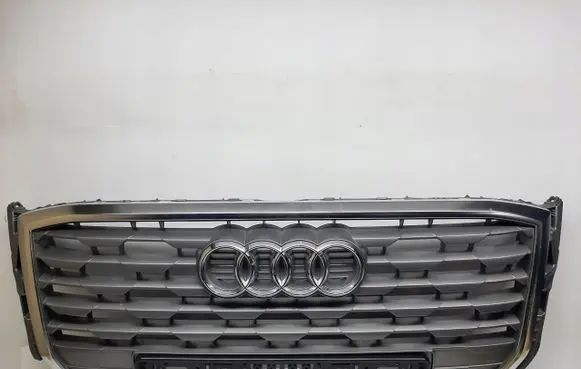 Audi Q2 - Front bumper upper radiator grill 81A853651
