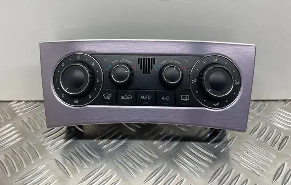 Mercedes-Benz CLC CL203 Climate control unit A2038304085