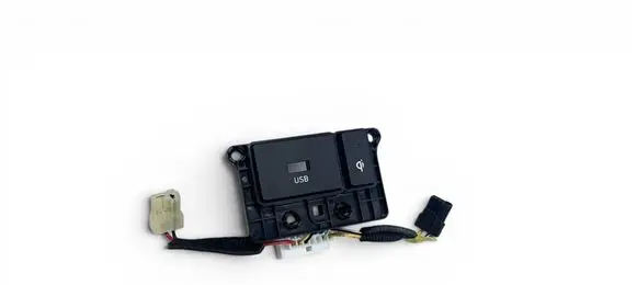 Hyundai Kona I AUX in-socket connector 83675J9AD0 53967