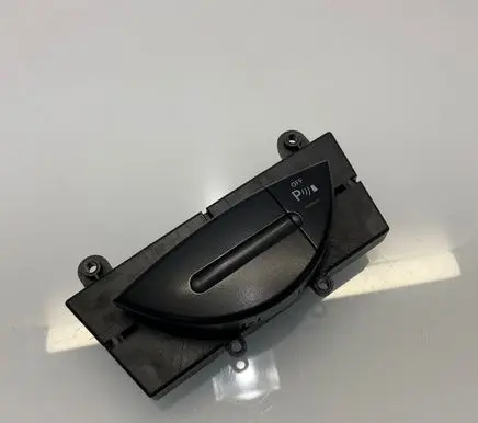 Mercedes-Benz E W211 Parking (PDC) sensor switch 2118216958 03751222 A2118216958