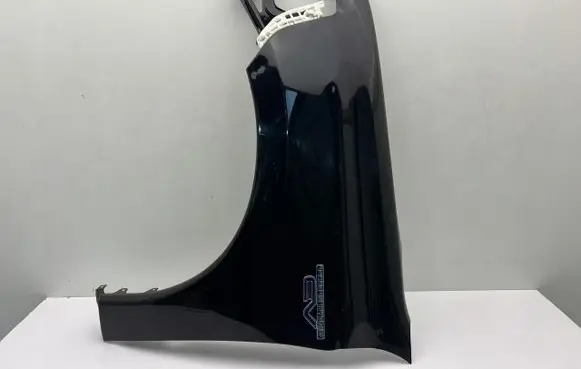 Mitsubishi Outlander Fender