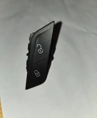 Volkswagen Tiguan Central locking switch button 5NA962125