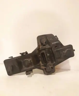 Volkswagen Touran I Tail light bulb cover holder 1T0945257D