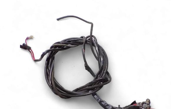 Positive cable (battery)