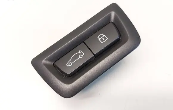 BMW 3 G20 G21 Tailgate opening switch 5A64C25 305496957