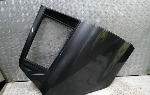 Suzuki Swift III Rear door 