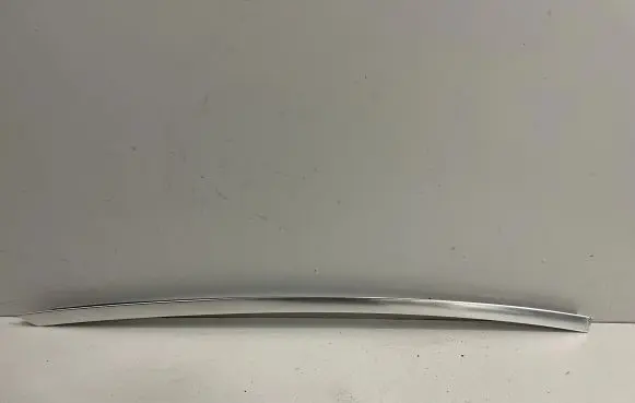 BMW M3 e92 Windshield trim 7119099