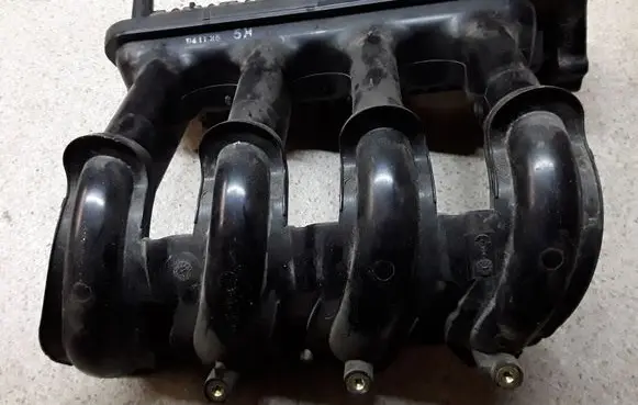 Honda Jazz Intake manifold EG0A4B18