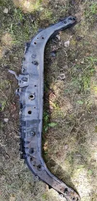 Renault Scenic II - Grand scenic II Top upper radiator support slam panel 8200140478